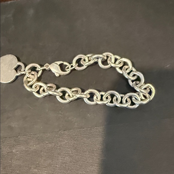 Tiffany & Co. Sterling Silver Heart Charm Chain Link Bracelet - Picture 6 of 8
